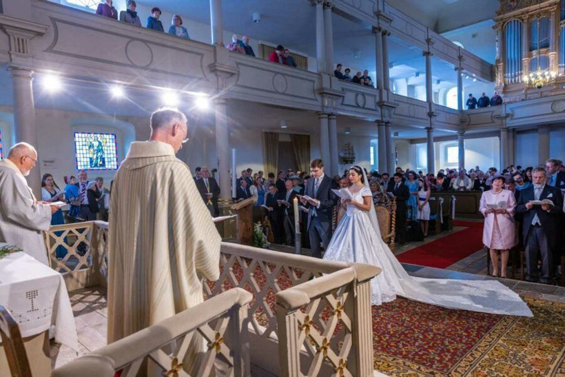 Peri Masalı gerçek oldu! Mersinli Hande Macit Almanya'nın ilk Türk düşesi oldu! - Resim: 4