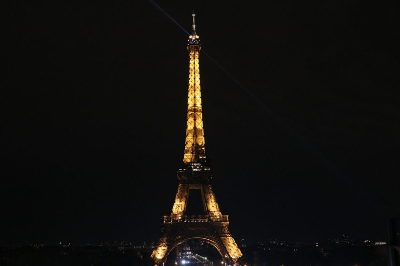 Eyfel Kulesi enerji tasarrufu için erken karartıldı - Resim: 4