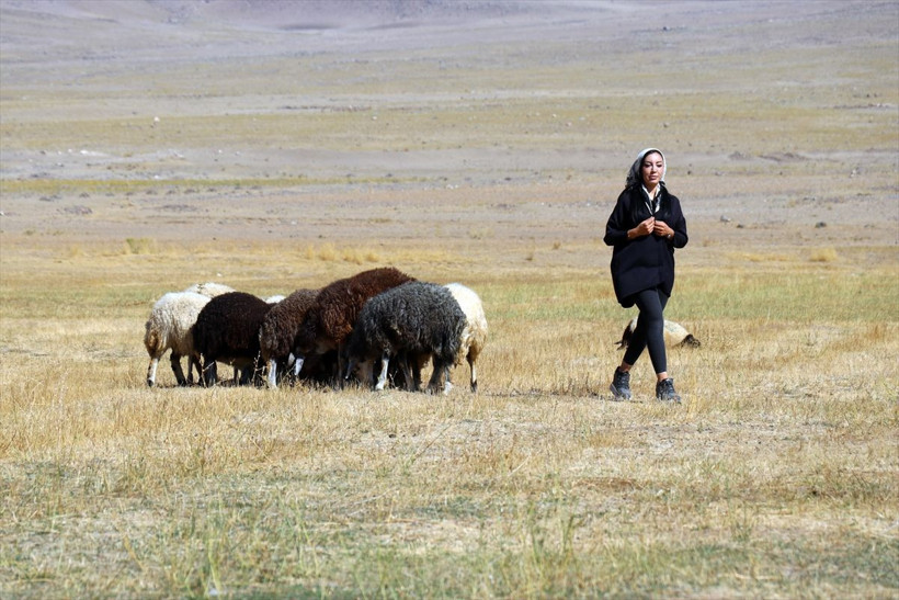 O geldi köyün havası değişti! Ağrı'da kadın muhtar yaptı köylülerin ön yargısı kırıldı - Resim: 3