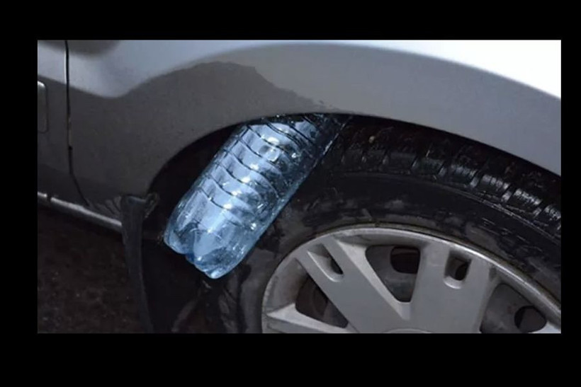 Başınız dertte hemen polisi arayın! Eğer aracınızın tekerine pet şişe sıkışmışsa... - Resim: 4