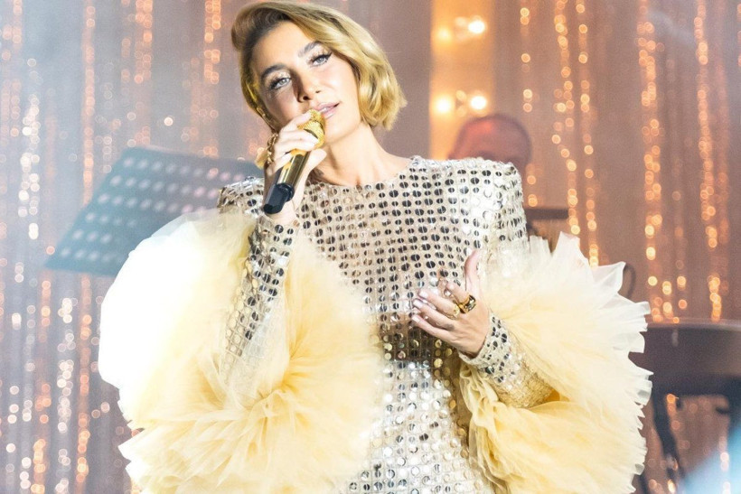 İlker Kaleli Sıla'nın konserini İspanyol oyuncuyla izledi! Aman Sıla bu anları görmesin! - Resim: 1