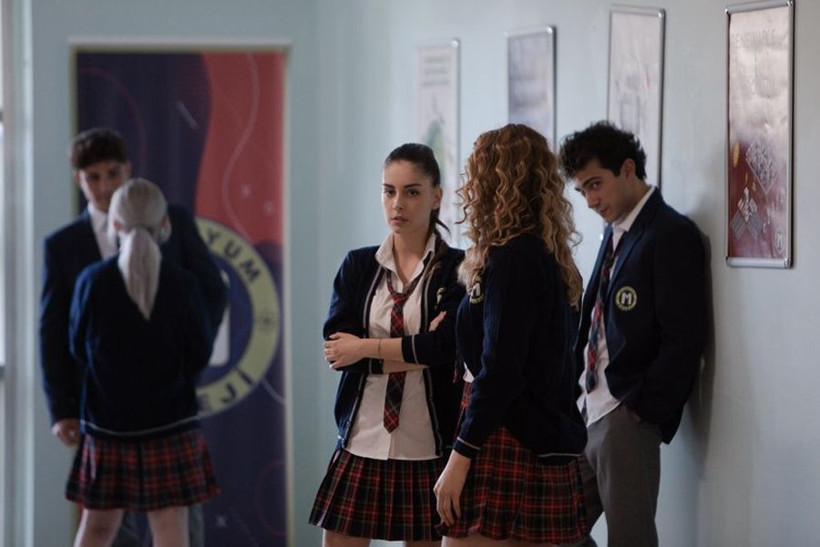 Show'un türban numarası tutmadı Kızılcık Şerbeti resmen çakıldı sonu fena! - Resim: 4