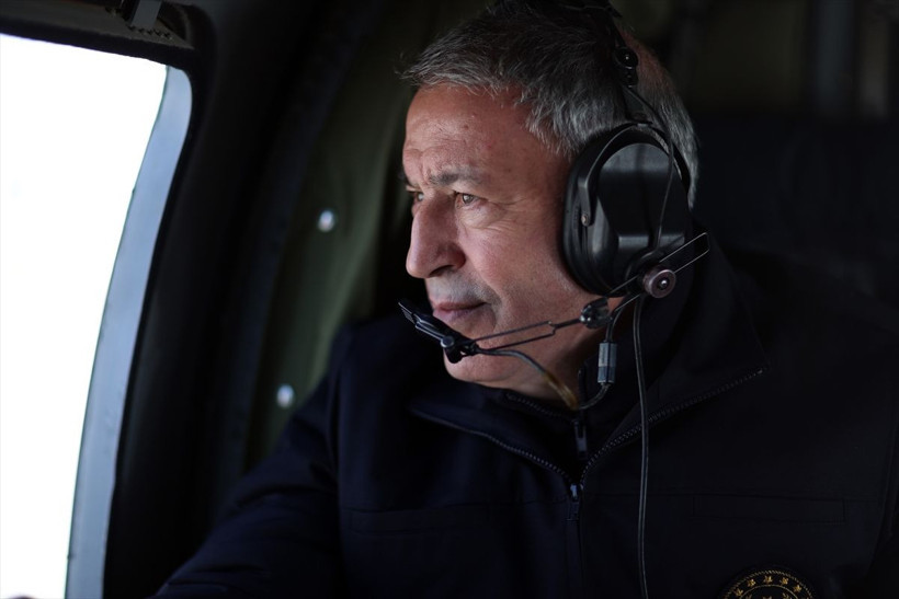 Milli Savunma Bakanı Akar ve komuta kademesi sınır hattında - Resim: 4