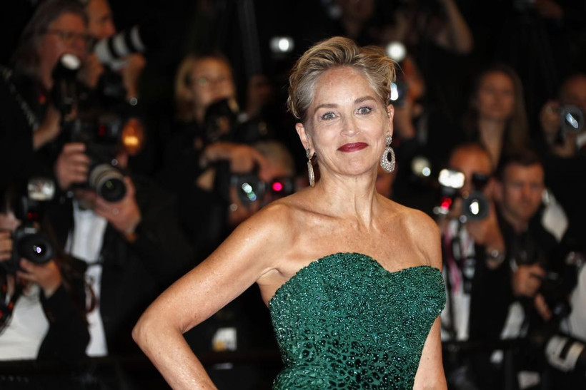 Sharon Stone yanlış teşhis kurbanı! Tümörle başı belada - Resim: 4