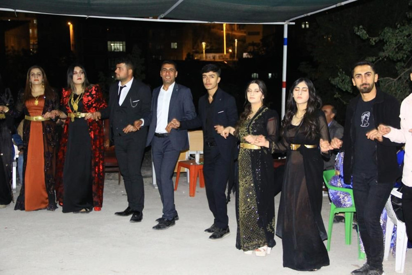 Boyları küçük aşkları büyük: EKPSS’de tanıştılar, aşiret düğünüyle dünya evine girdiler! - Resim: 4