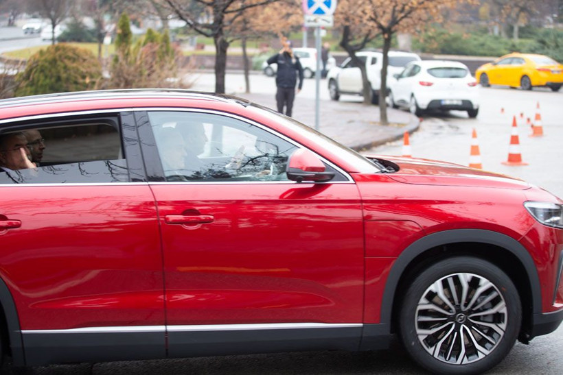 Sanayi ve Teknoloji Bakanı Varank Meclis'e Togg ile geldi: Bütün izinlerimizi aldık... - Resim: 1