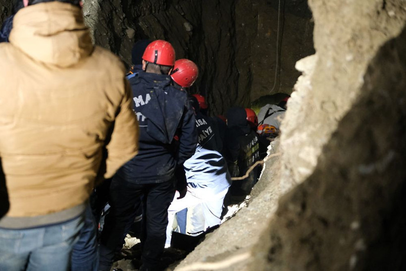 Kuyuya düşen baba-oğuldan 10 saat sonra acı haber! Annenin sözleri kahretti - Resim: 2