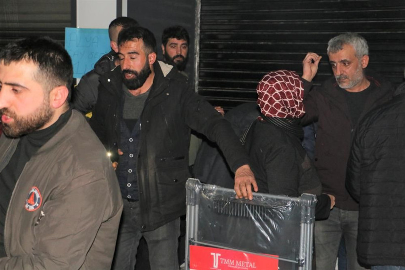 Diyarbakır'da gece yarısı indirim izdihamı! Kampanya yaptı, hayatının şokunu yaşadı! - Resim: 2