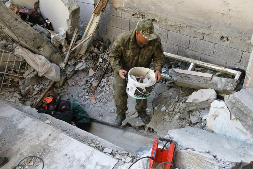 Hatay’dan 42 saat sonra gelen acı haber! Sesini duyurdu, ekipler tam çalışmaya başladığı anda... - Resim: 4