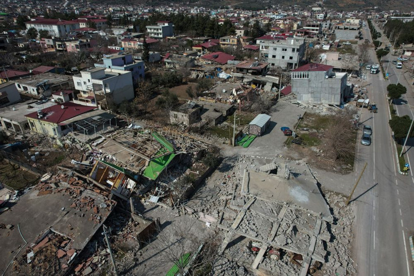 Kahramanmaraş’ta deprem sonrası bir mahalle neredeyse yok oldu! Kalanlar da ağır hasarlı... - Resim: 4
