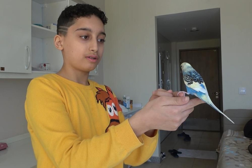 Enkaz altında kuşlarını ölüme terk etmedi! Küçük çocuğun sözleri herkesi duygulandırdı - Resim: 3