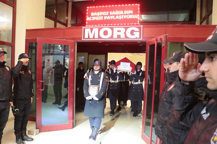 Deprem bölgesine gönüllü giden Albay Oğuzhan Adalıoğlu şehit oldu! Emekliliğini dondurup... - Resim: 2