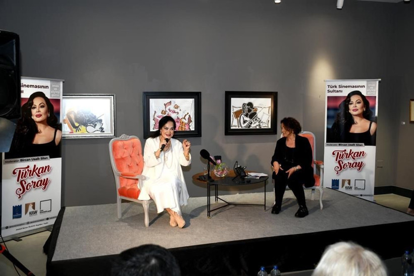 Türkan Şoray'dan duygulandıran baba itiraf! "Sevgisinden mahrum yaşadım tam sevgiye doyamadım" - Resim: 2