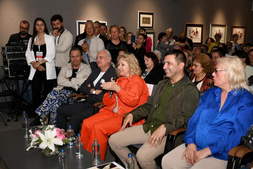 Türkan Şoray'dan duygulandıran baba itiraf! "Sevgisinden mahrum yaşadım tam sevgiye doyamadım" - Resim: 4