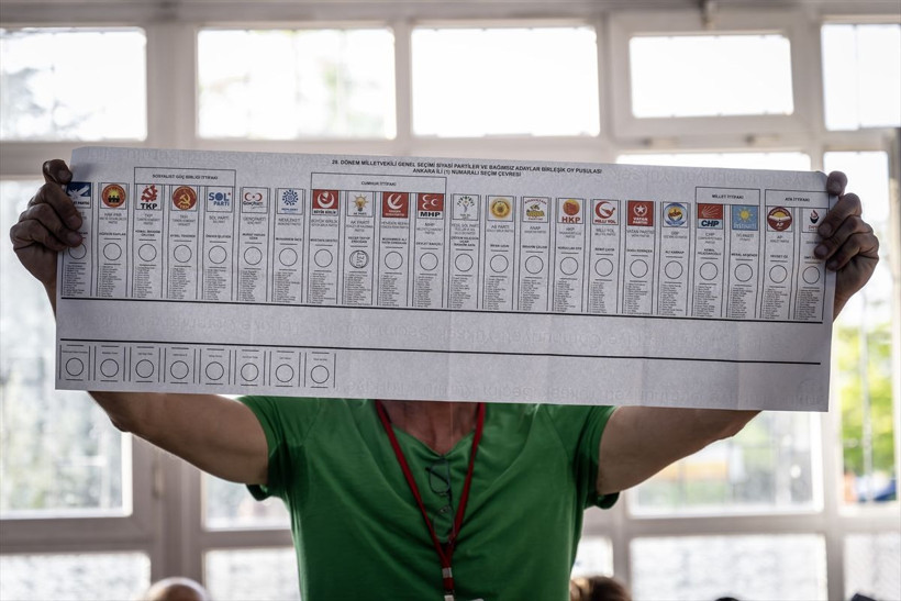 Seçim sonuçları belli oldu: Meclis'e giremediler! İşte Milletvekili seçilemeyen ünlü isimler... - Resim: 1