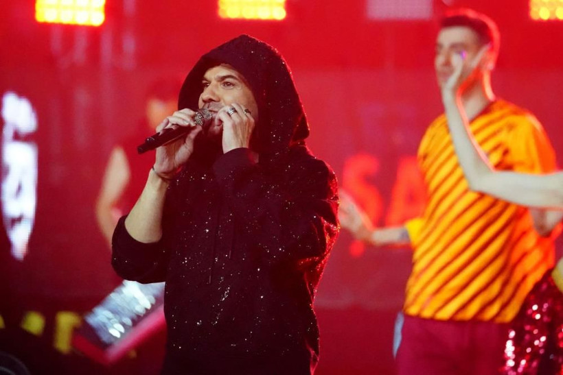 Şampiyon Galatasaray kupasına kavuştu! Görkemli kupa töreninden renkli görüntüler - Resim: 2