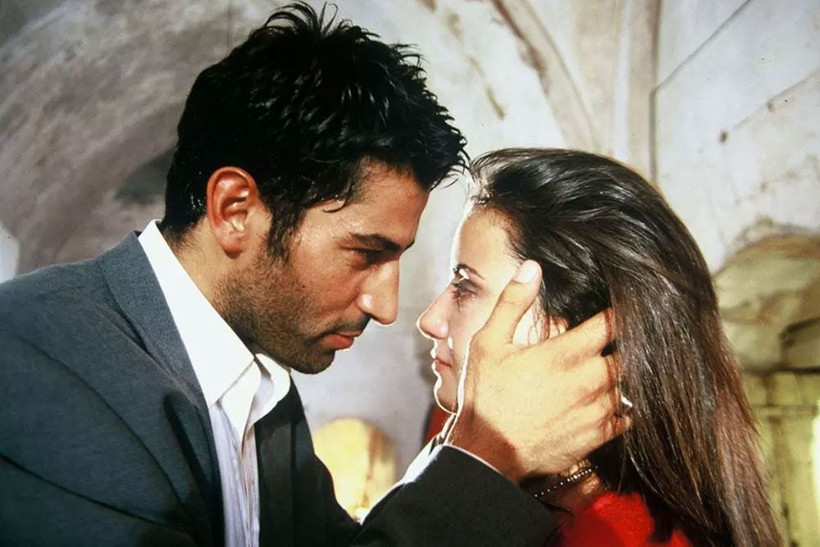 Deli Yürek dizisi ekrana dönüyor! Kenan İmirzalıoğlu yine başrolde olacak mı? - Resim: 1