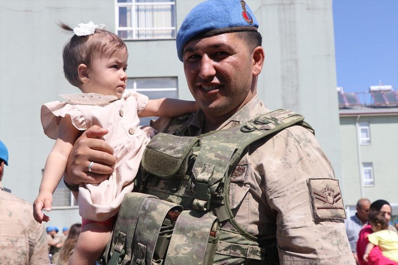 Elazığ'da komandolar dualarla Suriye'ye uğurlandı - Resim: 4