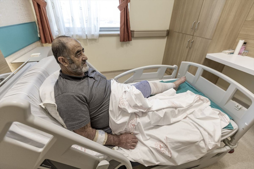 Ağrısını dindirmek için bacaklarına sardı! Gözünü hastanede açtı - Resim: 4