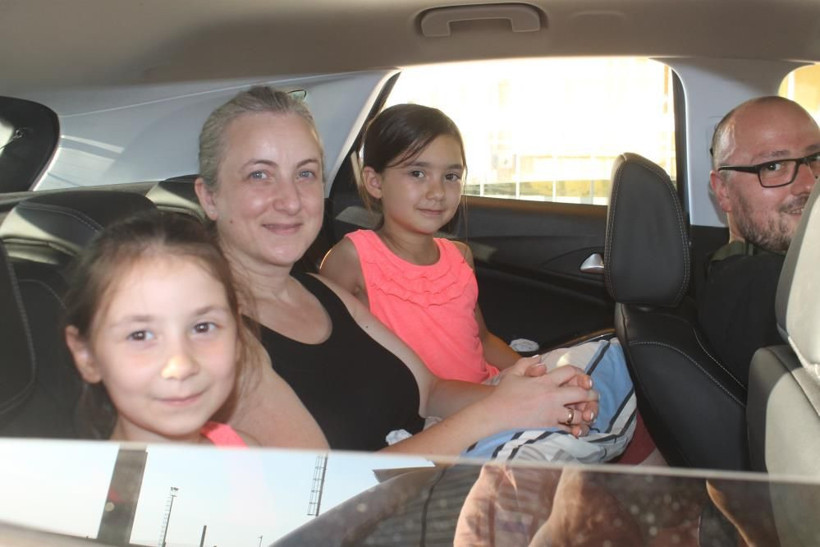 Tatil için akın akın Türkiye'ye gelen gurbetçilerden gençlere tavsiye! "Avrupa’ya özenmeyin, hayat şartları çok zor" - Resim: 1