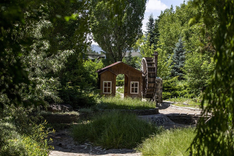 Sanki cennet bahçesi! Atatürk Üniversitesinin botanik bahçesi sezonda yaklaşık 15 bin ziyaretçi ağırlıyor - Resim: 2