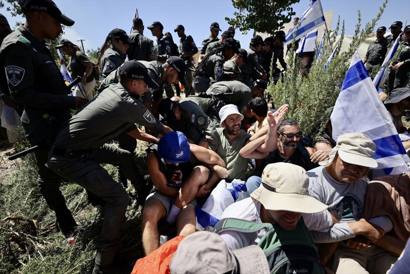 İsrail'de hükümetin yargı düzenlemesine karşı gösteriler devam ediyor! - Resim: 4