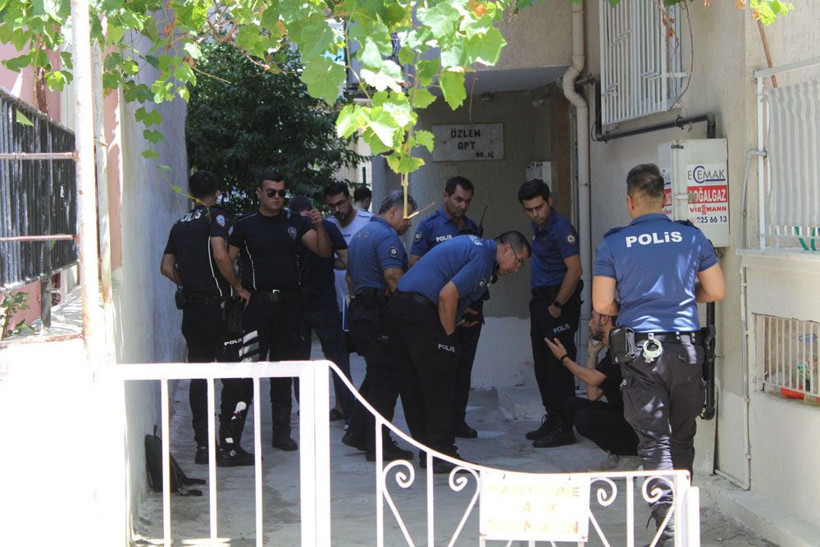 Arkadaşları haber alamayınca eve geldi! Yüksek lisans öğrencisi korkunç halde bulundu - Resim: 1