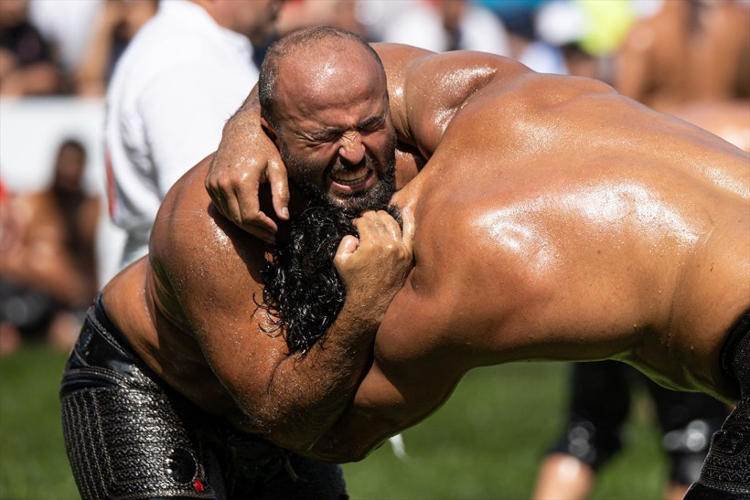 18. Geleneksel Bahçelievler Kocasinan Yağlı Güreşleri başladı - Resim: 4
