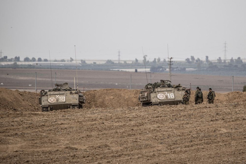 Tansiyon yükseliyor! İsrail ordusu Gazze sınırına yığınak yapıyor - Resim: 3