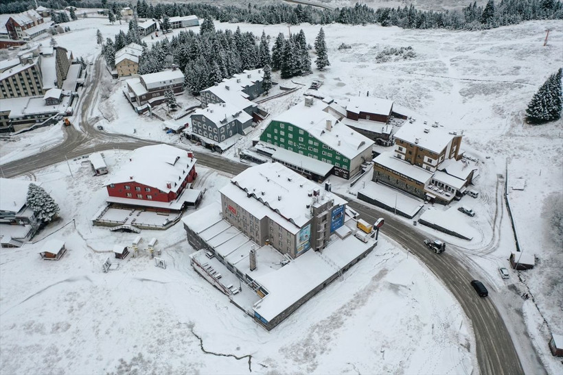 Kar Türkiye'ye hızlı giriş yaptı! Uludağ'da geri sayım başladı, kar kalınlığına bakın - Resim: 2