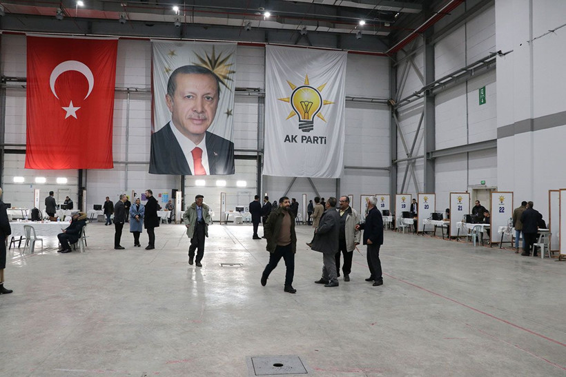 AK Parti'de temayül yoklaması bitti! İşte Ankara, İstanbul, İzmir ve diğer illerde öne çıkan isimler kimler! Selçuk Bayraktar sürprizi... - Resim: 2