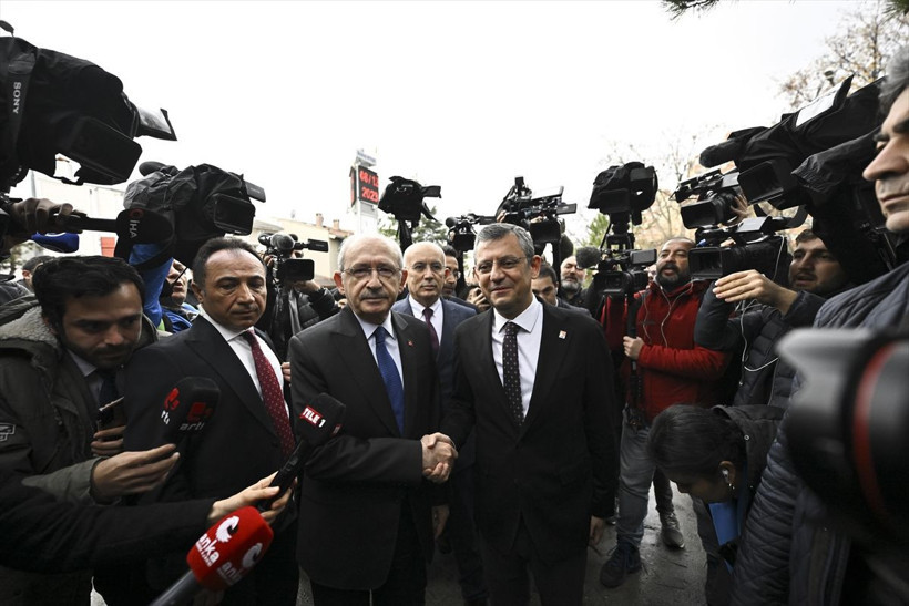 CHP lideri Özgür Özel'den Kemal Kılıçdaroğlu'na ziyaret - Resim: 2