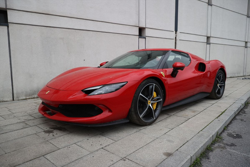 Dilan ve Engin Polat'ın el konulan araçları görüntülendi - Resim: 1