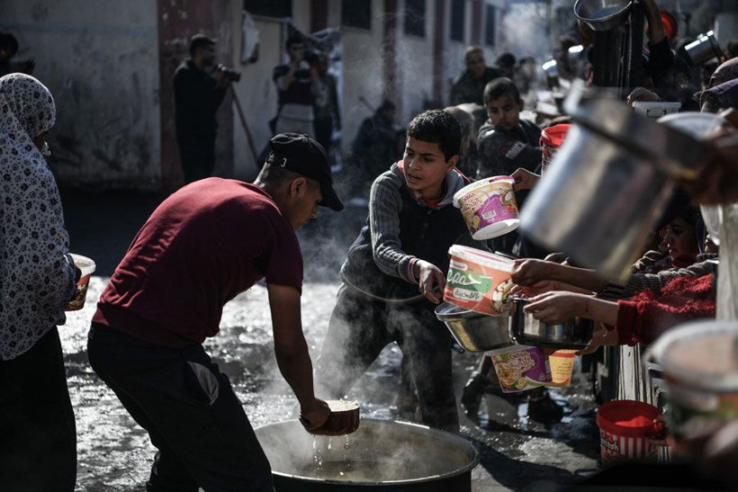 Gazzeliler ot yemeye başladı Gazze'de 570 bin den fazla kişi felaket düzeyde açlıkla karşı karşıya - Resim: 2