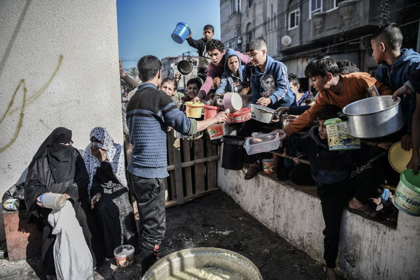 Gazzeliler ot yemeye başladı Gazze'de 570 bin den fazla kişi felaket düzeyde açlıkla karşı karşıya - Resim: 3