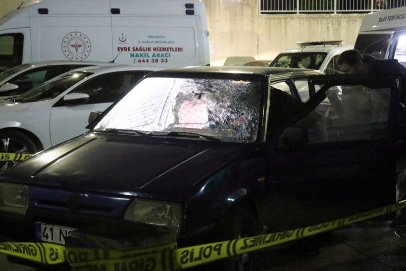 Eski kız arkadaşı ile abisinin bulunduğu araca kurşun yağdırdı detaylar ortaya çıktı - Resim: 1