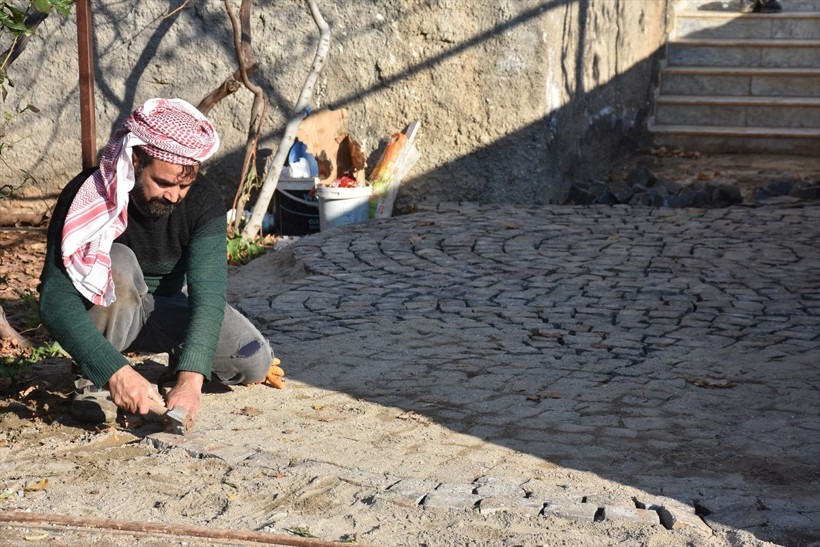 Ekmeğini taştan çıkarıyor Şırnaklı baba taş kırarak 9 çocuğunu okutuyor - Resim: 4