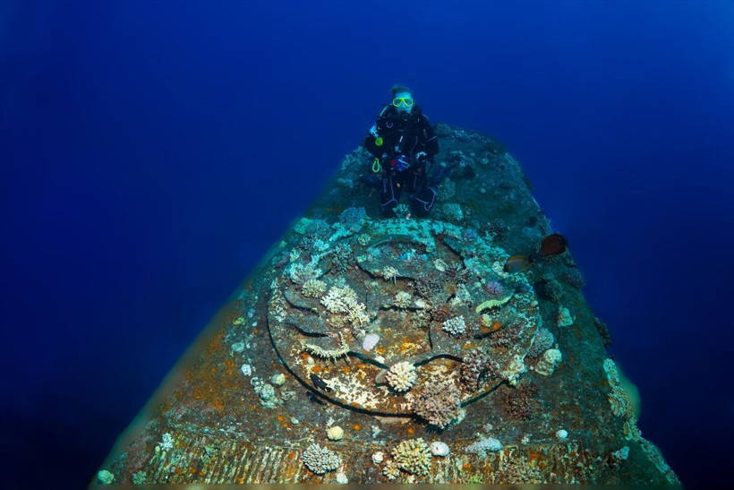 23 yıl önce yüzlerce hacıyı taşıyan feribot battı feribot batığı böyle görüntülendi - Resim: 3