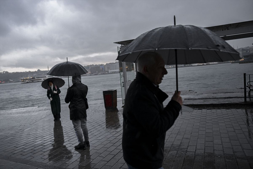Meteoroloji, AKOM, İçişleri Bakanı... O illere peş peşe uyarılar geldi! İstanbul'a kar yağışı için tarih verildi - Resim: 1