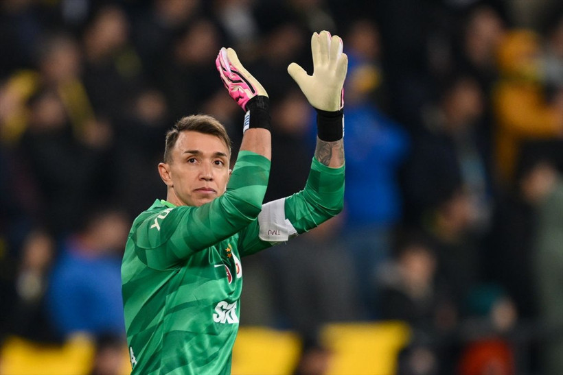 Galatasaray'da büyük ayrılık yaşanabilir! Muslera'nın yeni adresini duyurdular! Anlaşma şartları bile belli... - Resim: 4