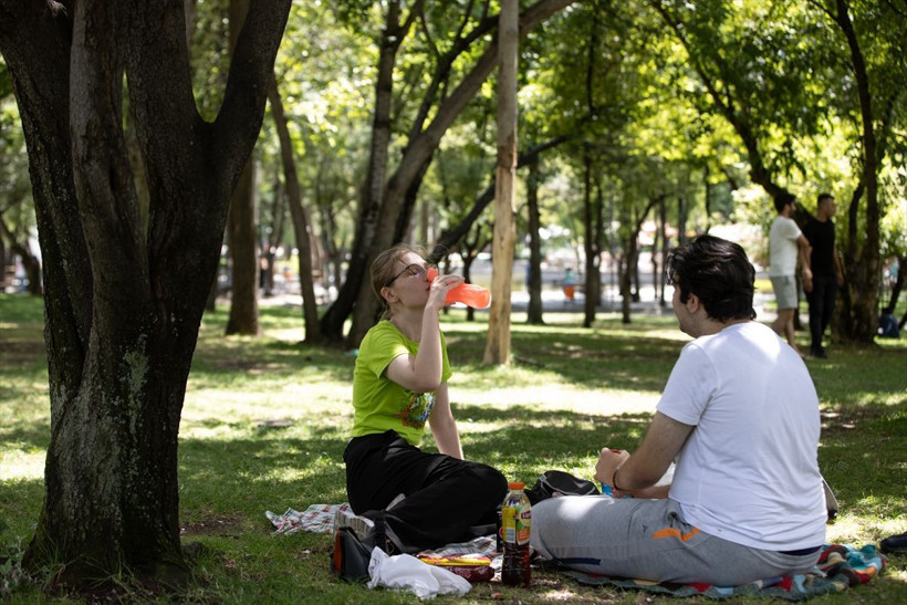 Bahar havası geliyor! İstanbul dahil birçok şehirde sıcaklıklar yükselecek! Meteoroloji'den hafta sonu tahmini - Resim: 2