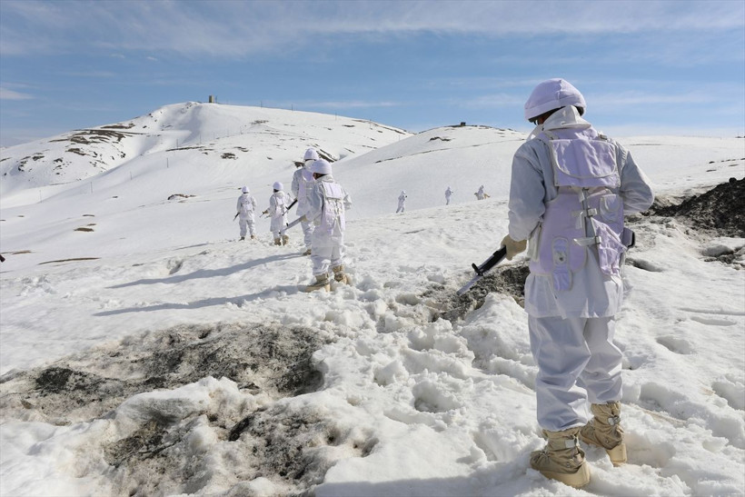 Hudut Kartalları bayramda da nöbetette! - Resim: 2