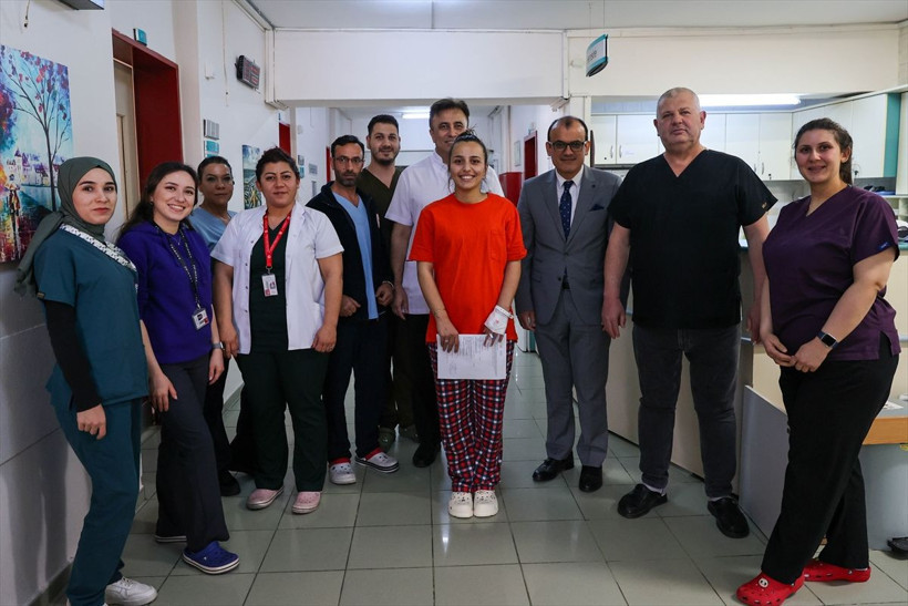 Kazada omurgası kırılan genç kız, ameliyatla yürümeye başladı - Resim: 3