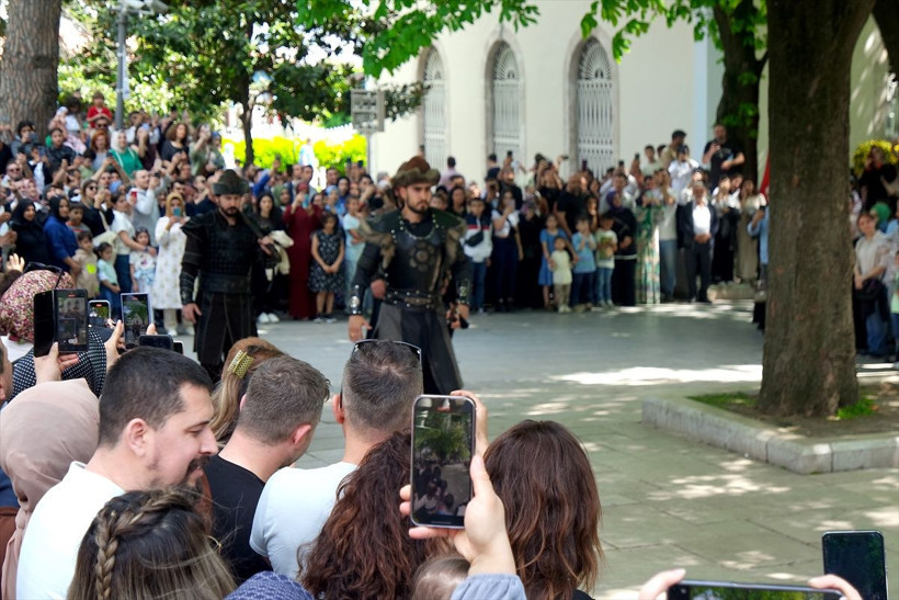 Bursa'nın tarihi ve turistik yerlerinde bayram haraketliliği yaşandı - Resim: 2