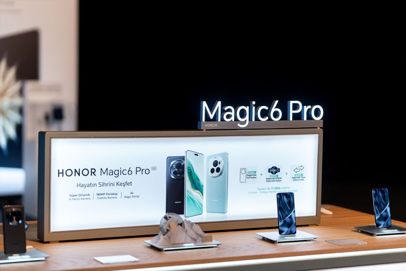 Yapay zeka destekli HONOR Magic6 Pro Türkiye'de satışa sunuldu - Resim: 1