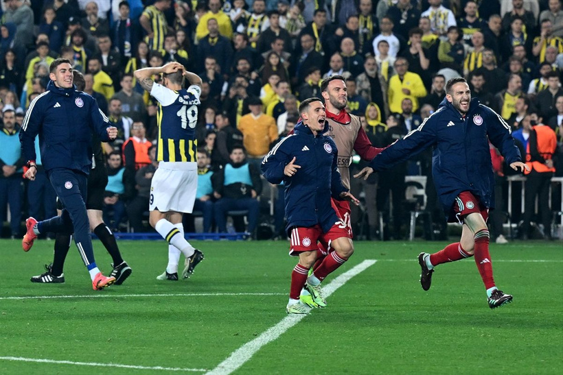 Fenerbahçe-Olympiakos maçı sonrası soyunma odasına giderken neler yaşandı? Ahmet Çakar'ın iddiası - Resim: 4