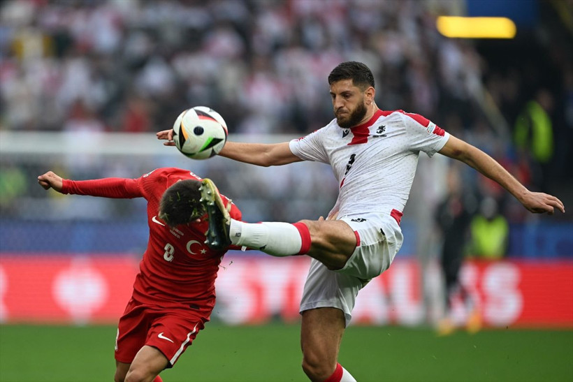 İngiliz basını Arda Güler'i göklere çıkardı: Durdurulamaz bir şut attı - Resim: 1