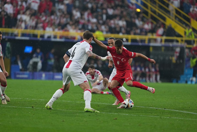 İngiliz basını Arda Güler'i göklere çıkardı: Durdurulamaz bir şut attı - Resim: 4