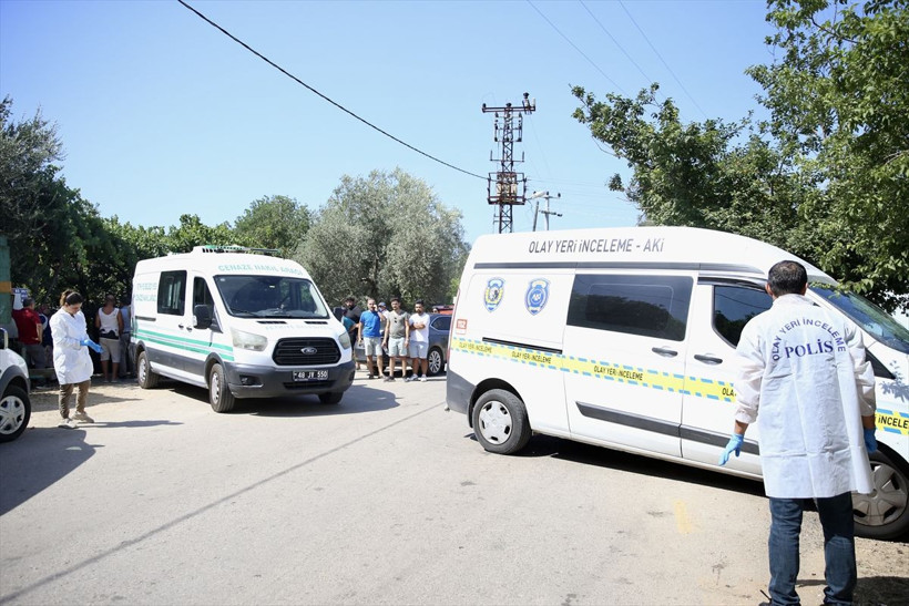 Muğla'da dehşet! Kayınpederi, kayınvalidesi dahil 3 kişiyi öldürdü, otomobilini ormana bırakıp kaçtı - Resim: 2