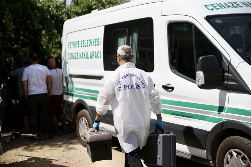 Muğla'da dehşet! Kayınpederi, kayınvalidesi dahil 3 kişiyi öldürdü, otomobilini ormana bırakıp kaçtı - Resim: 3